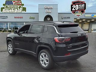 2024 Jeep Compass  3C4NJDBN5RT102154 in Matteson, IL 4