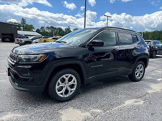 2024 Jeep Compass  3C4NJDBN7RT101054 in Nashua, NH 1