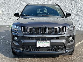 2024 Jeep Compass Latitude 3C4NJDBNXRT120584 in North Aurora, IL 3