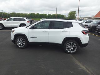 2024 Jeep Compass Latitude 3C4NJDFN1RT124159 in Perry, NY 8