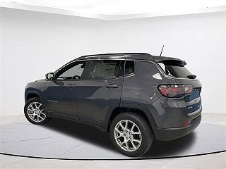 2024 Jeep Compass Latitude 3C4NJDFN6RT143287 in Plymouth, WI 3
