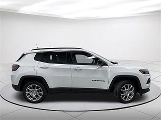 2024 Jeep Compass Latitude 3C4NJDFN8RT143288 in Plymouth, WI 2