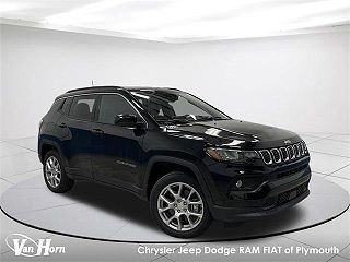 2024 Jeep Compass Latitude 3C4NJDFN2RT143285 in Plymouth, WI 1