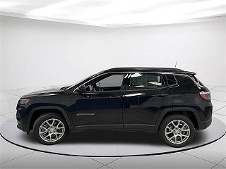 2024 Jeep Compass Latitude 3C4NJDFN2RT143285 in Plymouth, WI 11