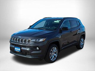 2024 Jeep Compass Latitude 3C4NJDFN1RT120130 in Sioux City, IA