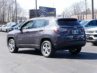 2024 Jeep Compass  3C4NJDBN6RT120033 in South Saint Paul, MN 3
