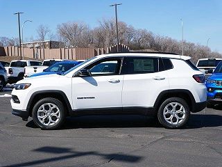 2024 Jeep Compass  3C4NJDBN0RT112025 in South Saint Paul, MN 2