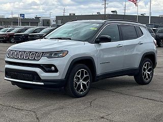 2024 Jeep Compass Limited Edition 3C4NJDCN0RT128885 in Sterling Heights, MI 3