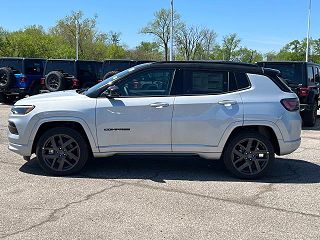 2024 Jeep Compass Limited Edition 3C4NJDCN1RT135148 in Sterling Heights, MI 4