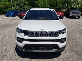 2024 Jeep Compass Latitude 3C4NJDFN7RT129611 in Willoughby, OH 2