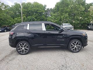 2024 Jeep Compass Limited Edition 3C4NJDCN7RT136191 in Willoughby, OH 4