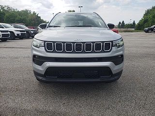 2024 Jeep Compass Latitude 3C4NJDFN0RT136187 in Willoughby, OH 2