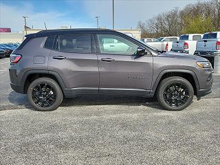 2024 Jeep Compass  3C4NJDBN7RT128044 in York, PA 9