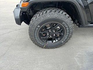 2024 Jeep Gladiator  1C6HJTAG8RL103425 in Laredo, TX 4