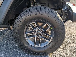 2024 Jeep Gladiator Mojave 1C6JJTEG9RL114431 in Richmond, VA 10