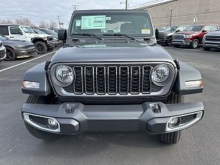 2024 Jeep Gladiator Sport 1C6HJTAG1RL108286 in Roseville, MI 2