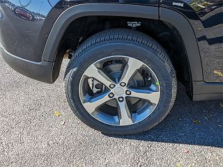2024 Jeep Grand Cherokee 4xe 1C4RJYB66RC711492 in Baltimore, MD 9