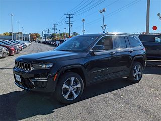 2024 Jeep Grand Cherokee 4xe 1C4RJYB66RC711542 in Baltimore, MD 4