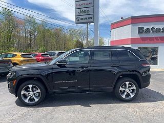 2024 Jeep Grand Cherokee Limited Edition 1C4RJHBG9RC177882 in Batesville, IN 8