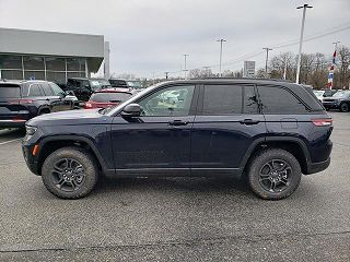 2024 Jeep Grand Cherokee Trailhawk 4xe 1C4RJYC66R8538087 in Bedford, OH 2