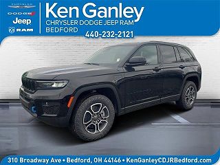 2024 Jeep Grand Cherokee Trailhawk 4xe 1C4RJYC69R8956997 in Bedford, OH 1