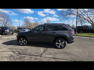 2024 Jeep Grand Cherokee Limited Edition 1C4RJHBG6RC184899 in Brookfield, WI 5