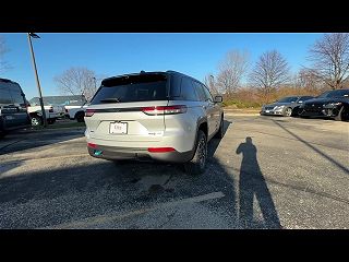 2024 Jeep Grand Cherokee Trailhawk 4xe 1C4RJYC68R8956831 in Brookfield, WI 7