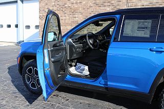 2024 Jeep Grand Cherokee Trailhawk 4xe 1C4RJYC66R8957248 in Bryan, OH 13