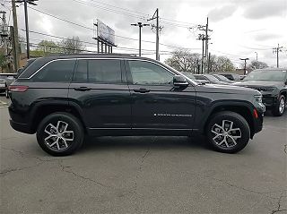 2024 Jeep Grand Cherokee Limited Edition 1C4RJHBG0RC177026 in Chicago, IL 4