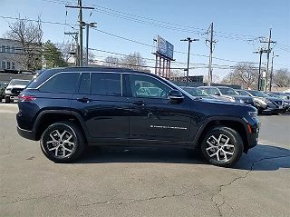 2024 Jeep Grand Cherokee Limited Edition 1C4RJHBG4RC141579 in Chicago, IL 5