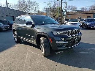 2024 Jeep Grand Cherokee 4xe 1C4RJYB63R8957676 in Chicago, IL 3