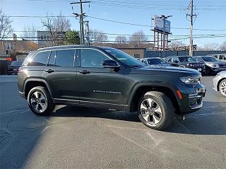 2024 Jeep Grand Cherokee 4xe 1C4RJYB63R8957676 in Chicago, IL 4