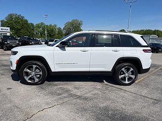 2024 Jeep Grand Cherokee Limited Edition 1C4RJHBG2R8586583 in Corydon, IN 3