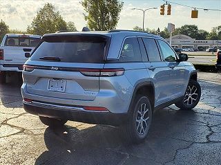 2024 Jeep Grand Cherokee Limited Edition 1C4RJHBG0RC679986 in Dearborn, MI 3