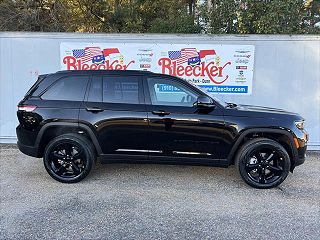 2024 Jeep Grand Cherokee Limited Edition 1C4RJHBGXR8951429 in Dunn, NC 2