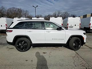 2024 Jeep Grand Cherokee Limited Edition 1C4RJHBG4RC697004 in Forest Park, IL 5