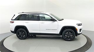 2024 Jeep Grand Cherokee Altitude 1C4RJHAG2RC210139 in Glendale Heights, IL 9