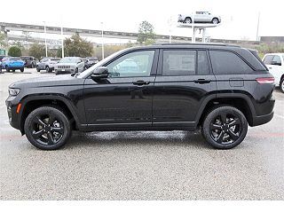 2024 Jeep Grand Cherokee Limited Edition 1C4RJGBG7RC105556 in Houston, TX 5