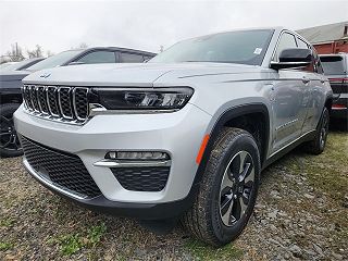 2024 Jeep Grand Cherokee 4xe 1C4RJYB65RC719258 in Lawrence Township, NJ 3