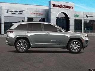 2024 Jeep Grand Cherokee Overland 4xe 1C4RJYD62RC110951 in Levittown, NY 9