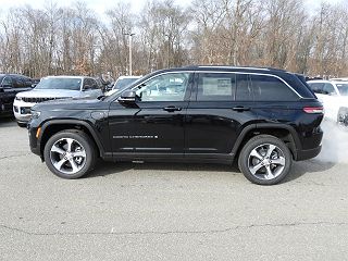 2024 Jeep Grand Cherokee 4xe 1C4RJYB69RC711485 in Lowell, MA 2