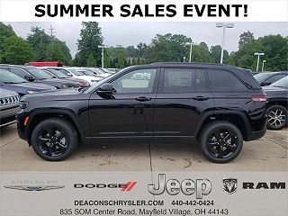 2024 Jeep Grand Cherokee Limited Edition 1C4RJHBG3RC211170 in Mayfield Village, OH 3
