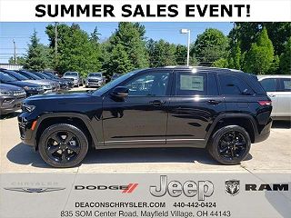 2024 Jeep Grand Cherokee Limited Edition 1C4RJHBGXRC212333 in Mayfield Village, OH 3