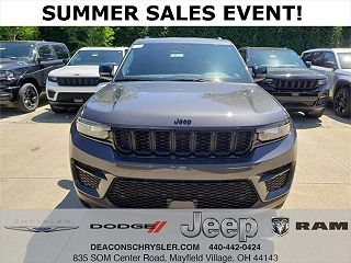 2024 Jeep Grand Cherokee  1C4RJHAG7R8576116 in Painesville, OH 2