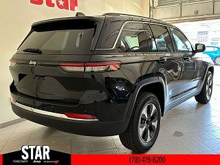2024 Jeep Grand Cherokee 4xe 1C4RJYB6XRC711107 in Queens Village, NY 3