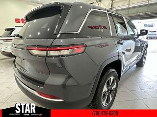 2024 Jeep Grand Cherokee 4xe 1C4RJYB66RC711105 in Queens Village, NY 3