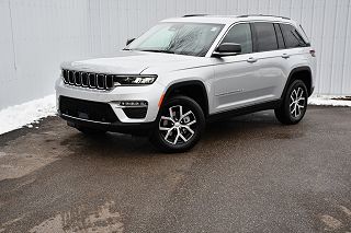 2024 Jeep Grand Cherokee Limited Edition 1C4RJHBGXR8953830 in Ravenna, OH 7
