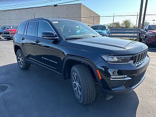 2024 Jeep Grand Cherokee Limited Edition 1C4RJHBG3RC178431 in Roseville, MI 3