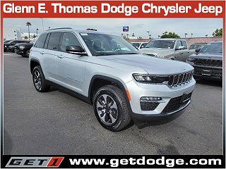 2024 Jeep Grand Cherokee 4xe 1C4RJYB66RC130090 in Signal Hill, CA 1