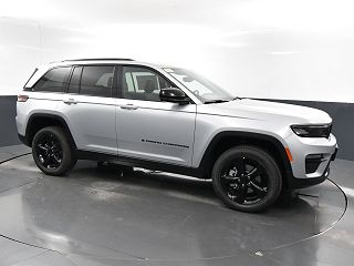 2024 Jeep Grand Cherokee Limited Edition 1C4RJHBG8RC703922 in Streamwood, IL 7